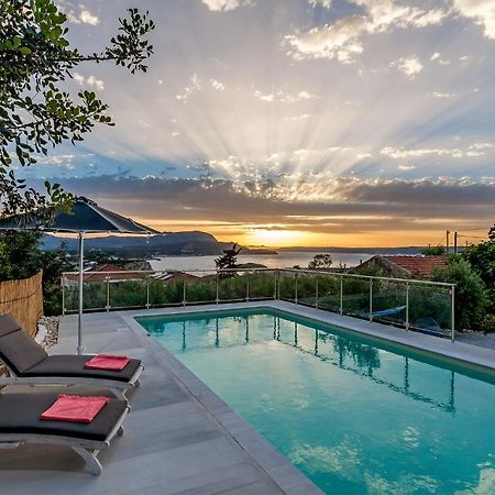 Villa Myrina With Sea View By Apokoronas-Villas Plaka  Esterno foto